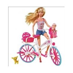 Steffi Love con bicicleta