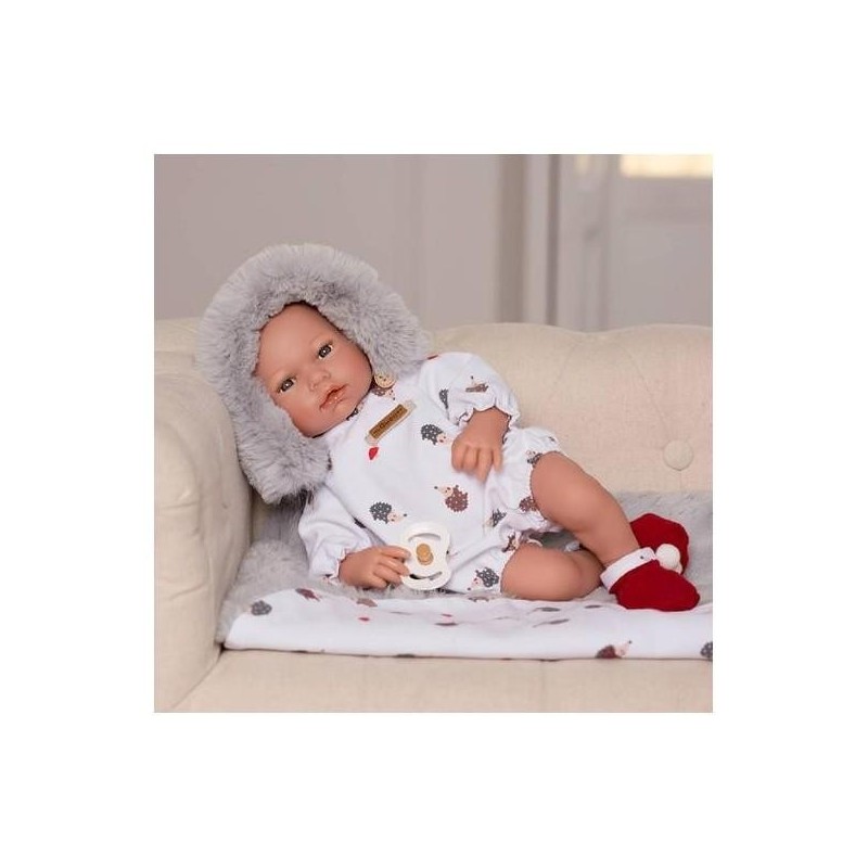 Muñeca Mateo con Manta 38CM con Sonido 