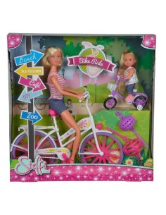 STEFFI LOVE Y EVI LOVE CON BICICLETA