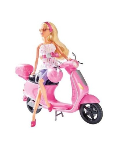 STEFFI LOVE CON SCOOTER