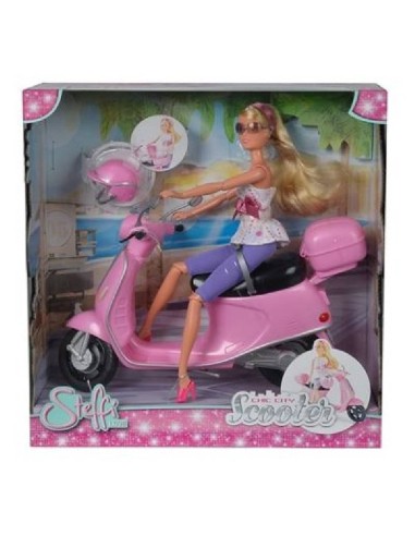STEFFI LOVE CON SCOOTER