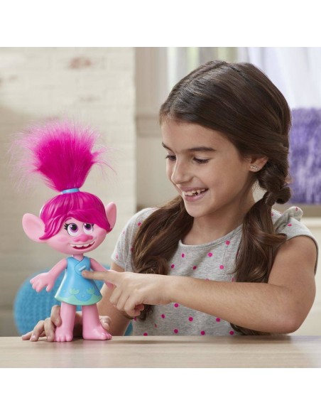 MUÑECA MUSICAL POPPY SUPERSTAR TROLLS