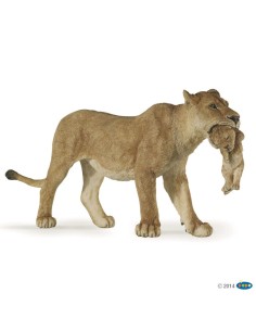 FIGURA LEONA CON CACHORRO  ( PAPO )