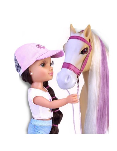 NANCY - UN DIA CON SU CABALLO
