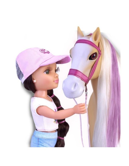NANCY - UN DIA CON SU CABALLO
