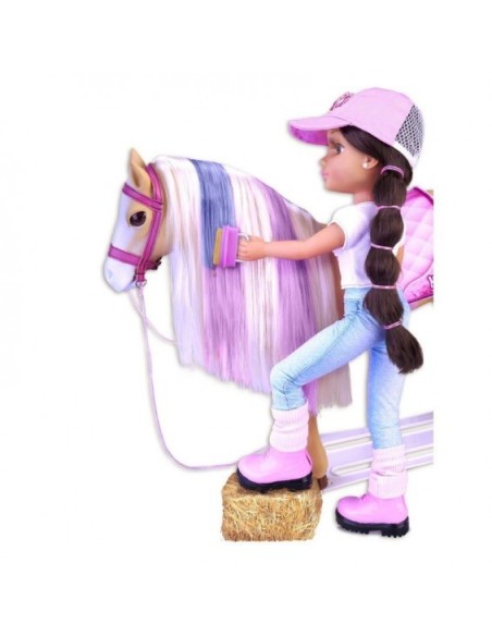 NANCY - UN DIA CON SU CABALLO
