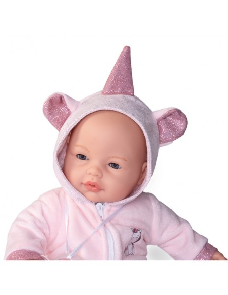 Bimba lagrimitas disfraz de unicornio