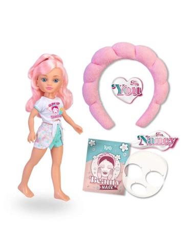 Nancy Glow Up Beauty Pack