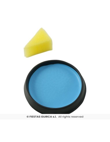 maquillaje con esponja azul claro