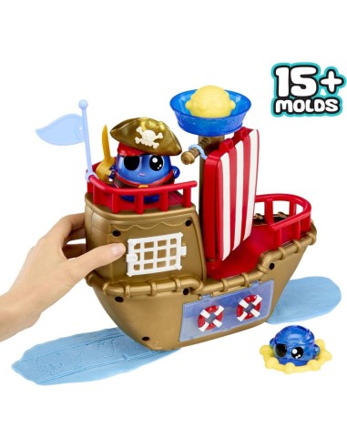 DohKins Pirate Ship Playset & Pirate - M