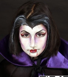 MAQUILLAJE AL AGUA LILA PROFESIONAL