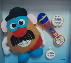 MR POTATO MICRO DE MANO Y MOCHILA PUZZLE