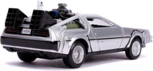Coche Delorean Regreso al Futuro II, Escala 1:32.
