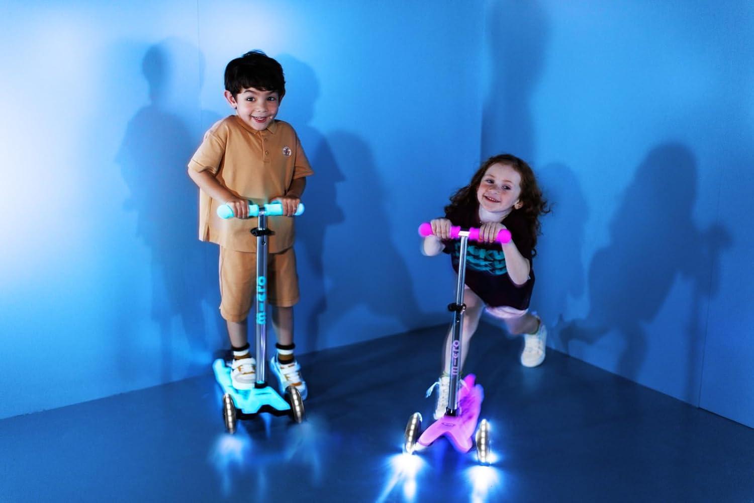 Patinete mini Micro deluxe glow led rosa 3 ruedas - Imagen 2