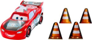 Vehículo Rayo Mcqueen Derrapa Y Corre De La Copa Mundial De Pilotos De Disney Pi