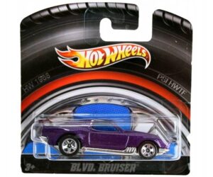 Coche hot wheels blvd. bruiser