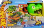 Hot Wheels City Conjunto de Juego T-Rex Batalla en Llamas con Coche Metálico Escala 1:64 y Dinosauri - Imagen 3