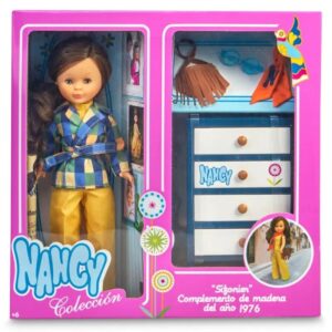 Muñeca Nancy Colección Alegría con Sinfonier Armario