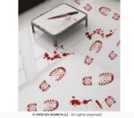 PISADAS SANGRE BOTAS ADHESIVAS, 2 X 25X70 CMS.