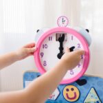 Blue´s Clues & You! Reloj Magnético de Madera, Las Pistas de Blue, Juguetes de Desarrollo, Juego Ed - Imagen 2