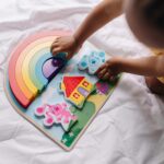 Blue´s Clues & You! Rompecabezas Apilable del Arco Iris, de Madera - Imagen 2