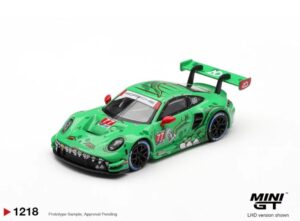 Mini GT Porsche 911 GT3 R (992) #77 AO Racing IMSA Sebring 12H 2025 Ganador 1:64