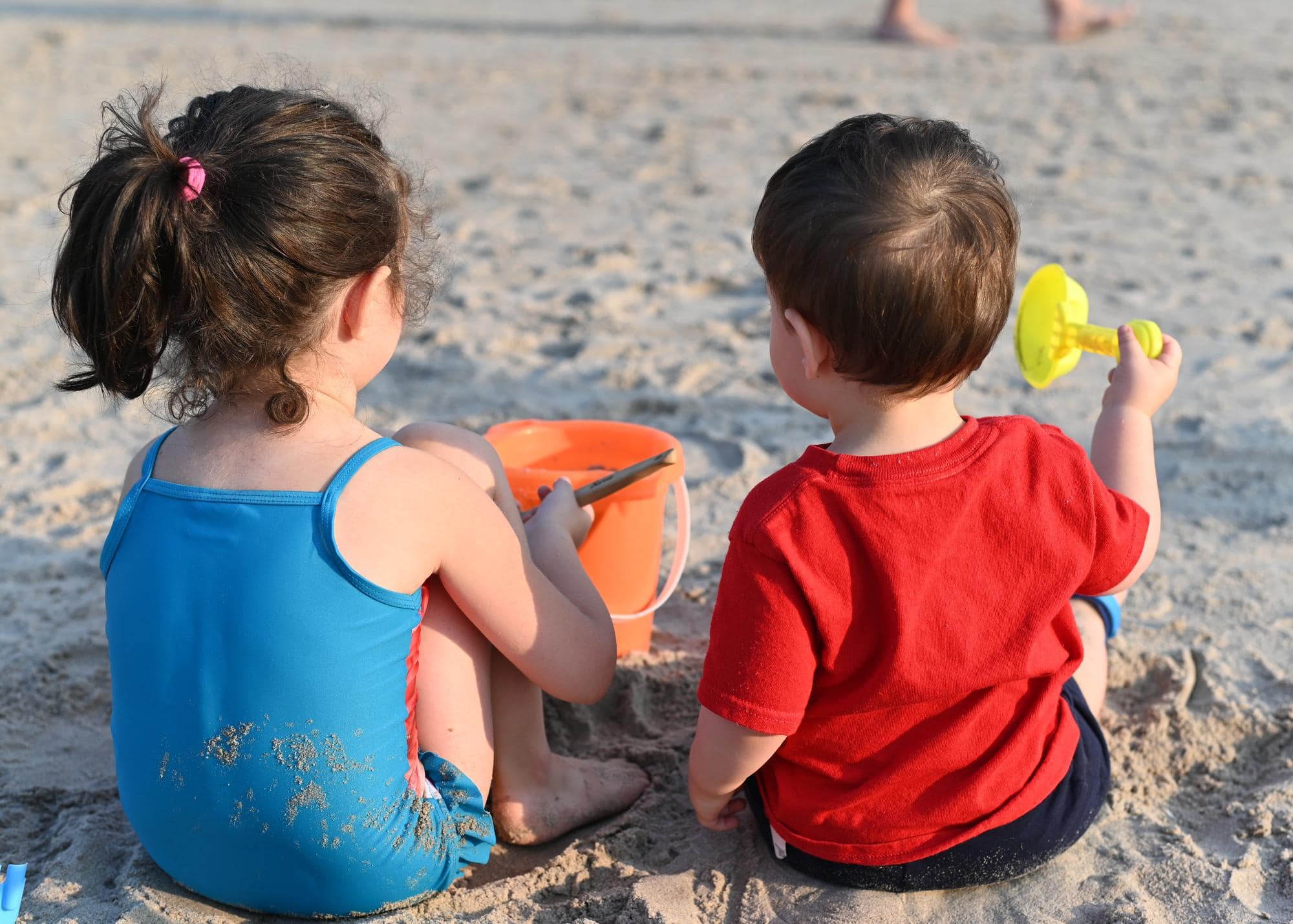 mejores juguetes para niños para la playa